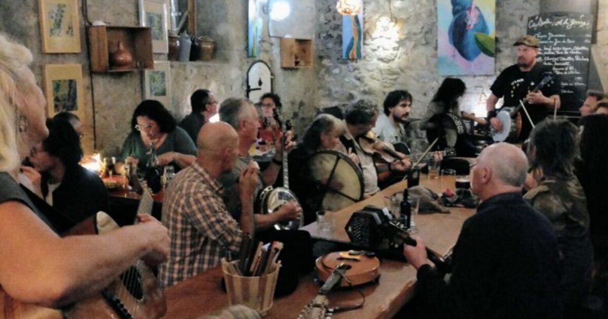 An Evening of Irish Traditional Music in Saint-Lizier